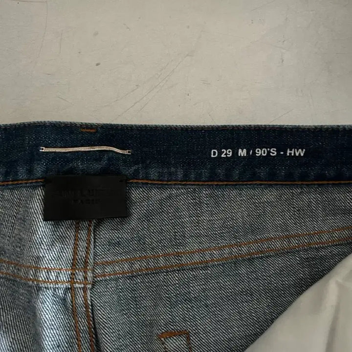 [BUNJANG] Saint Laurent Pleated Jeans / 생로랑 90s 플레어진