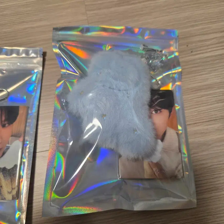 [BUNJANG] NCT WISH Yushi Wing Keyring with Photocard / 엔시티위시 유우시 날개 키링 포카포함