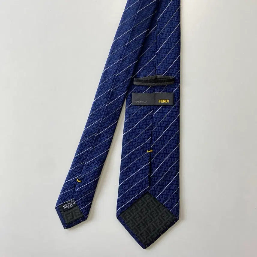 [BUNJANG] FENDI FF Monogram Tie 8.2cm / 펜디 (FENDI) 신형라벨 FF모노그램 정품 명품 넥타이8.2cm