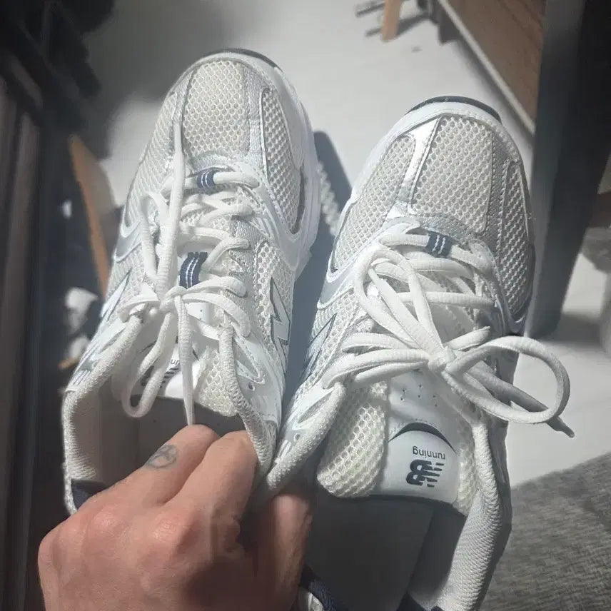 [BUNJANG] New Balance 530 White Silver Sneakers / 뉴발란스 530 화이트 실버 운동화