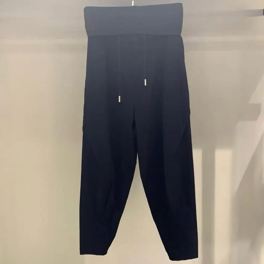 [BUNJANG] Songzio 23FW Dart Pants (Size 76) / 23FW 송지오 다트 팬츠 76사이즈