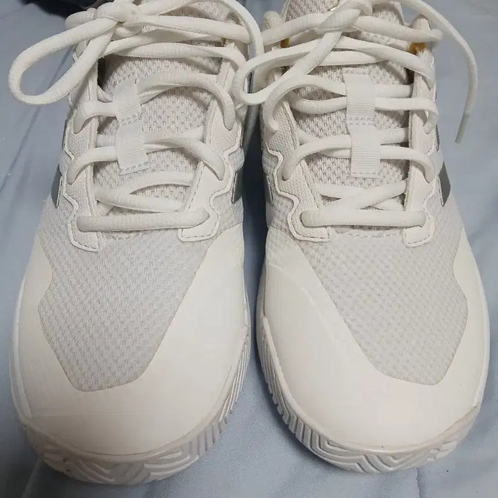 [BUNJANG] Adidas GameCourt 2 Silver (245) / 아디다스 게임코트2 메탈릭 실버 (245)