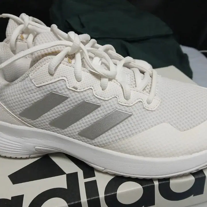 [BUNJANG] Adidas GameCourt 2 Silver (245) / 아디다스 게임코트2 메탈릭 실버 (245)