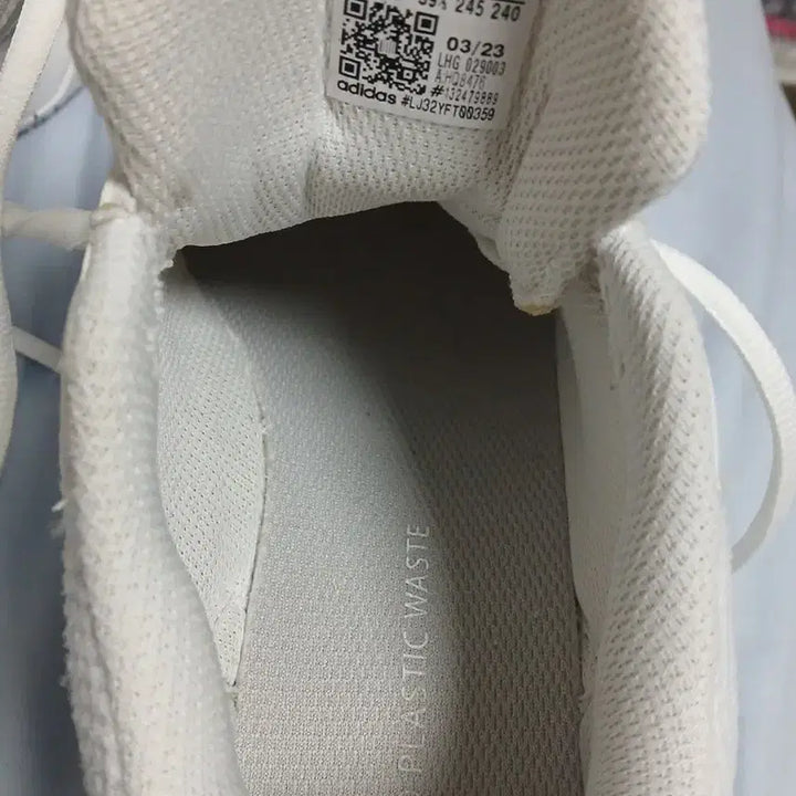 [BUNJANG] Adidas GameCourt 2 Silver (245) / 아디다스 게임코트2 메탈릭 실버 (245)