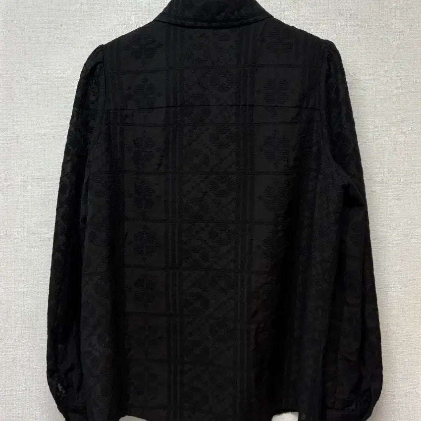 [BUNJANG] Cosmoss Embroidered Shirt / 코스모스 자수 셔츠