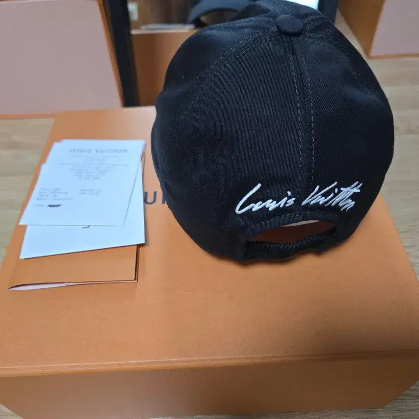 [BUNJANG] Louis Vuitton LV Love Cap / 루이비통 LV 러브 캡