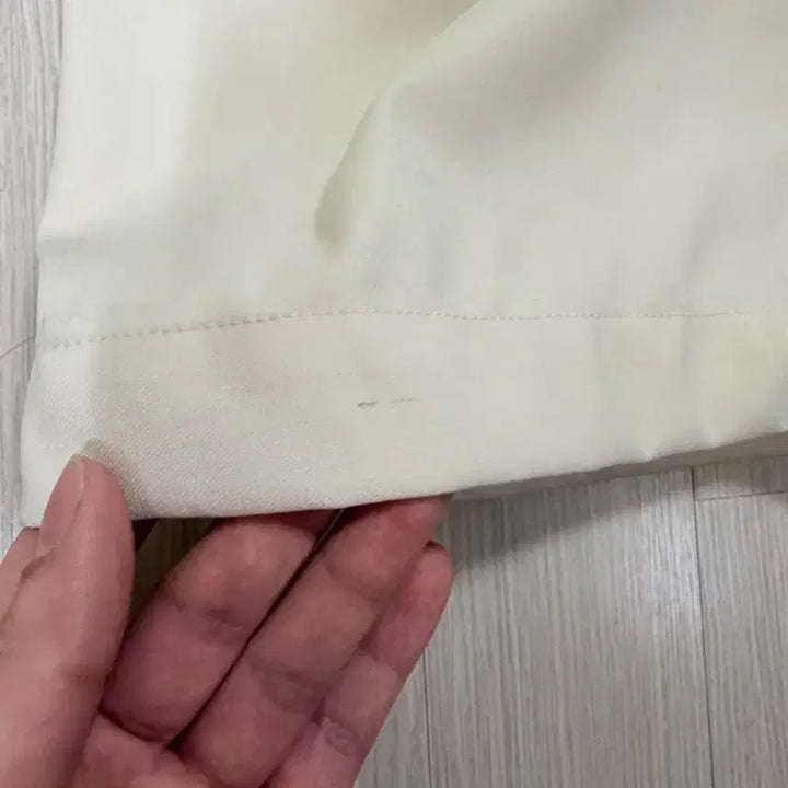 [BUNJANG] Partimento Wide Adjust Two-Tuck Slacks Beige / 파르티멘토 와이드 어드저스트 투턱 슬랙스 베이지