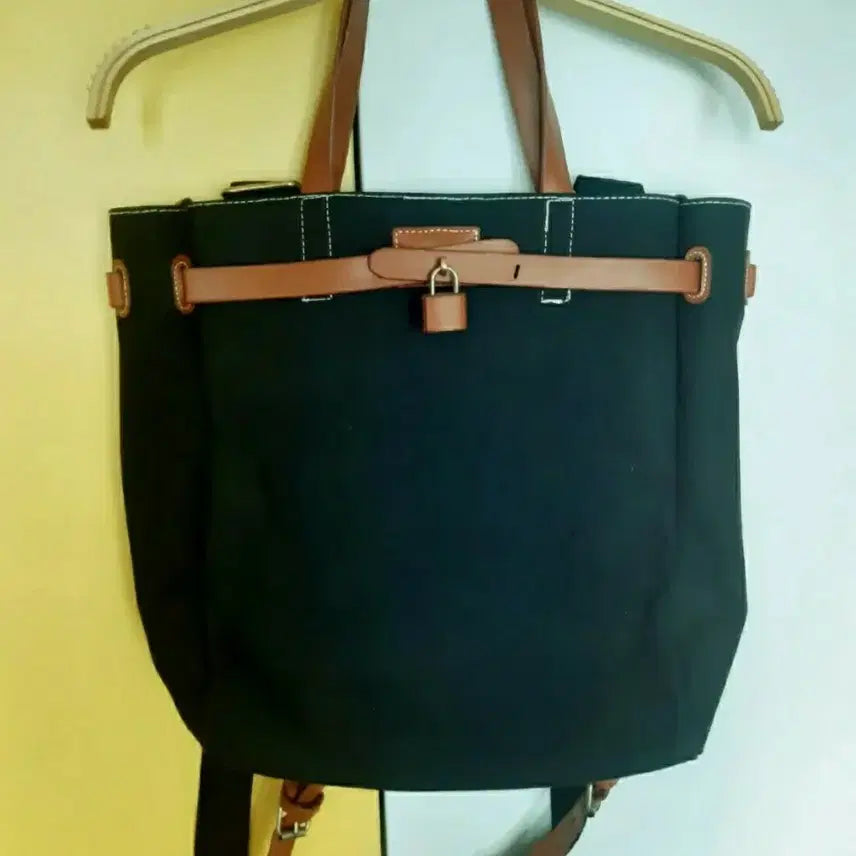 [BUNJANG] Black Canvas Backpack / 블랙 캔버스 백팩 노트북 가방