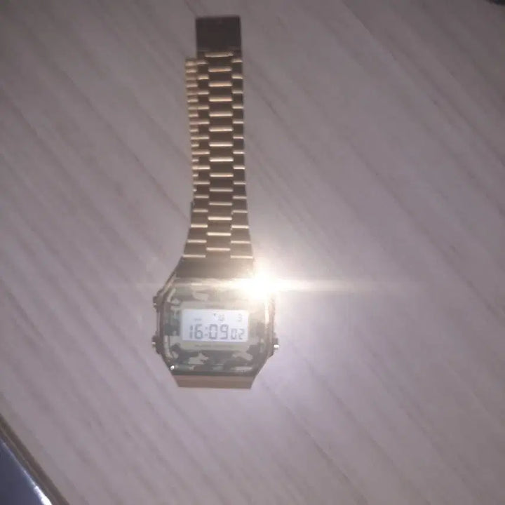 [BUNJANG] Casio Gold Military Watch / 카시오 금장 밀리터리 시계