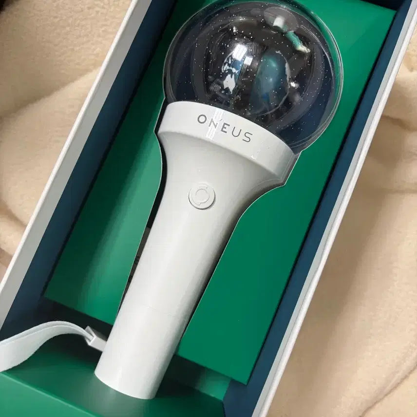 [BUNJANG] ONEUS Light Stick / 원어스 응원봉