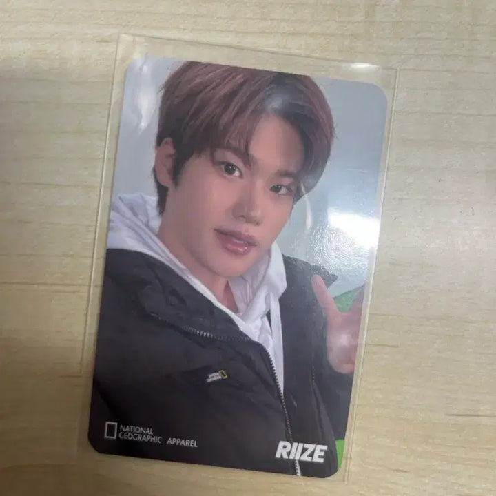 [BUNJANG] RIIZE Sohee National Geographic Apparel / 라이즈 소희 내셔널 지오그래픽 어패럴