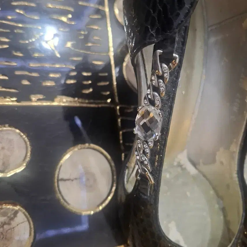 [BUNJANG] SODA Women's Snake Print Cubic Heels / 소다 여성 뱀피큐빅구두