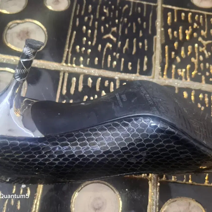 [BUNJANG] SODA Women's Snake Print Cubic Heels / 소다 여성 뱀피큐빅구두