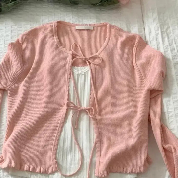 [BUNJANG] Come Here Peter & Wendy Blurry Ribbon Frill Cardigan / <컴히얼 피터앤웬디 블러리 리본 프릴 골지 가디건 팔아요!!>