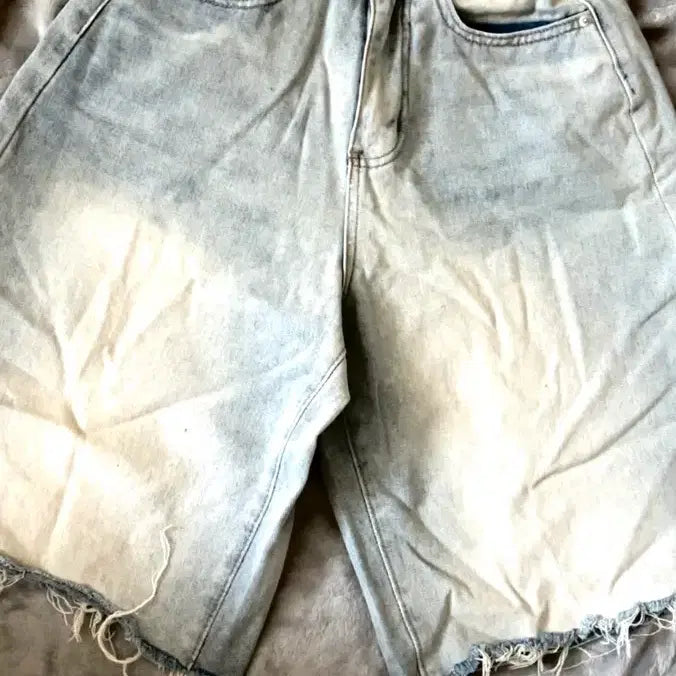[BUNJANG] Vintage Washed Denim Bermuda Shorts / 빈티지 워싱 데님 버뮤다팬츠