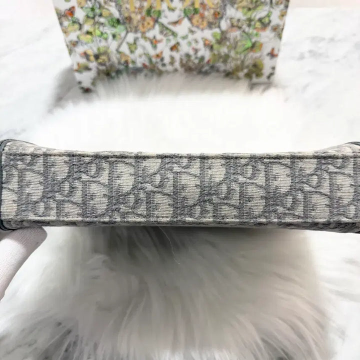 [BUNJANG] Dior Oblique Montaigne 30 Clutch Gray / [정품] 디올 오블리크 몽테인 30 클러치 그레이