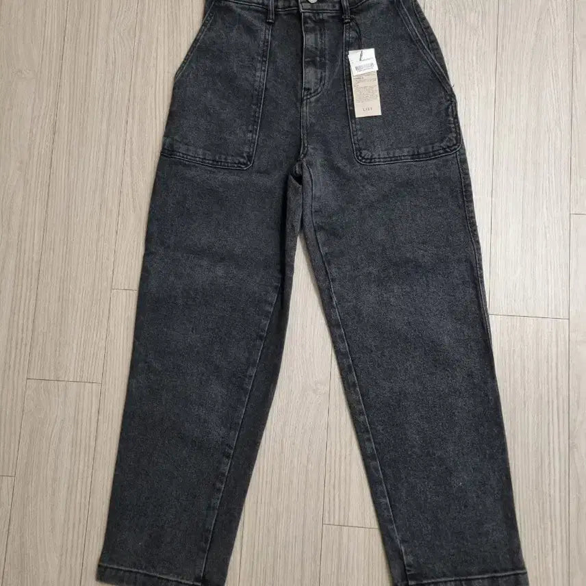 [SOLD OUT] LIST여성  블랙 데님 팬츠 55 새상품