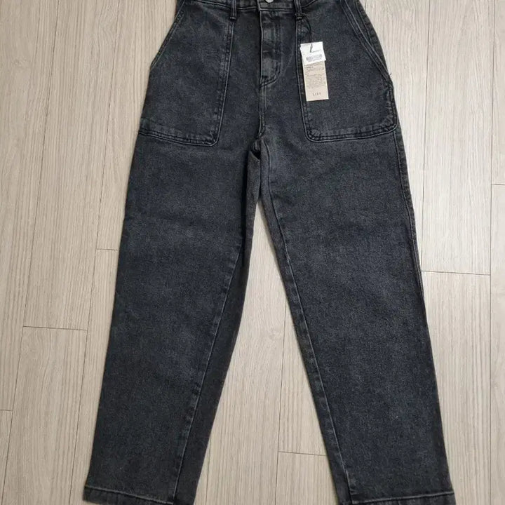 [SOLD OUT] LIST여성  블랙 데님 팬츠 55 새상품