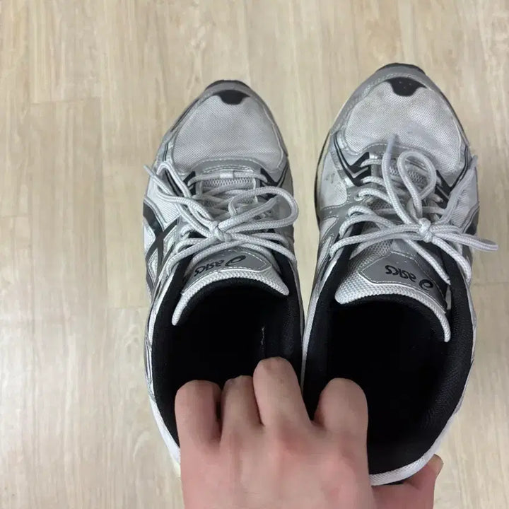 [BUNJANG] Asics Gel Venture 6 / 아식스 젤 벤쳐6