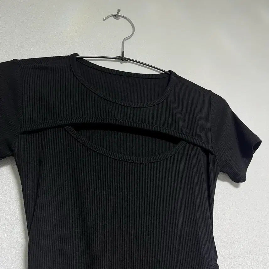 [BUNJANG] Black Front Slit Mini Dress / 블랙 앞트임 미니 원피스
