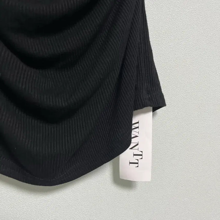 [BUNJANG] Black Front Slit Mini Dress / 블랙 앞트임 미니 원피스