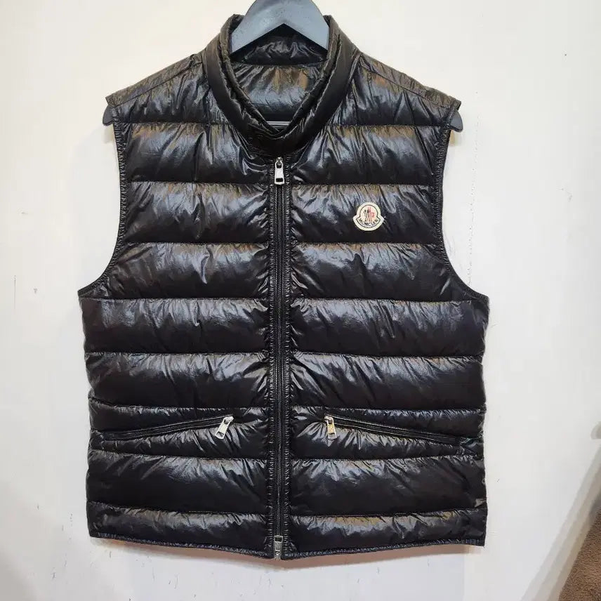 [BUNJANG] Moncler GUI Vest Size 2 / 몽클레어 GUI 패딩조끼 백화점판 2사이즈