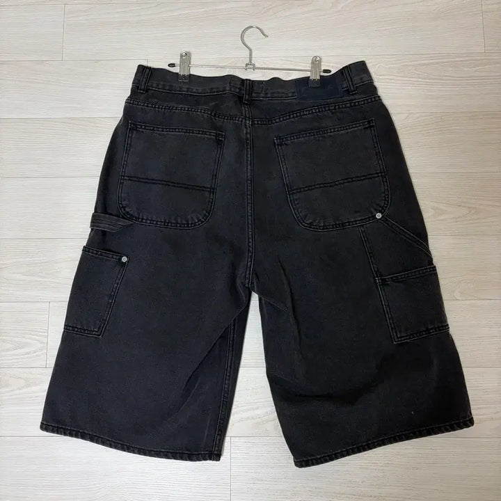 [BUNJANG] Blackout Pierce Double Knee Shorts Black (M) / 블랙아웃 피어스 더블니 쇼츠 반바지 블랙 m사이즈