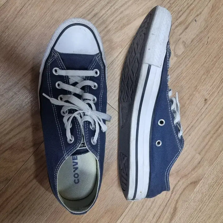 [BUNJANG] Converse Chuck Taylor Low All Star Classic Navy Sneakers / 260 컨버스 척테일러 로우 올스타 클래식 네이비
