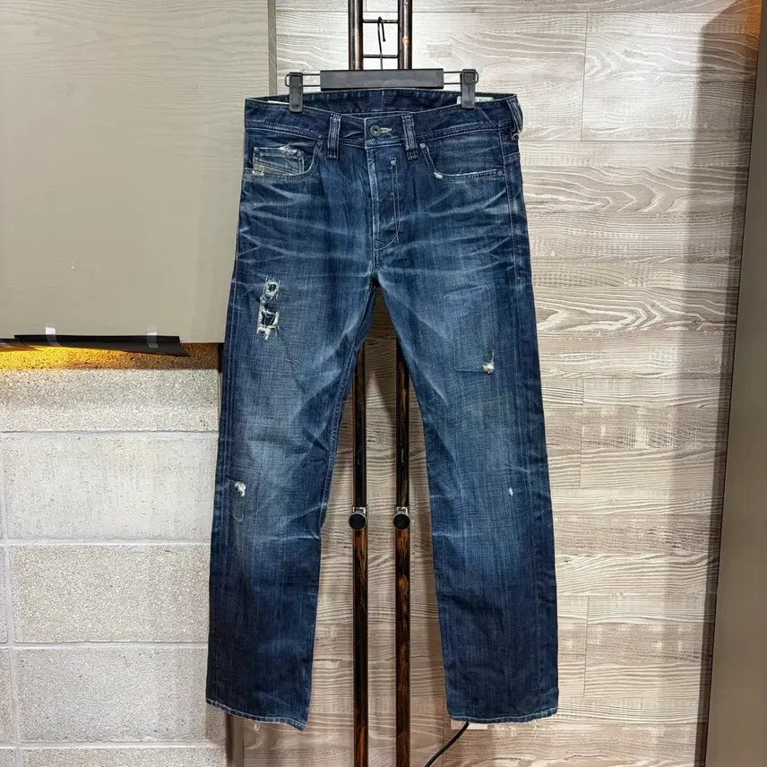 [SOLD OUT] 디젤 사파도 SAFADO 데님팬츠 30(nc54 청바지