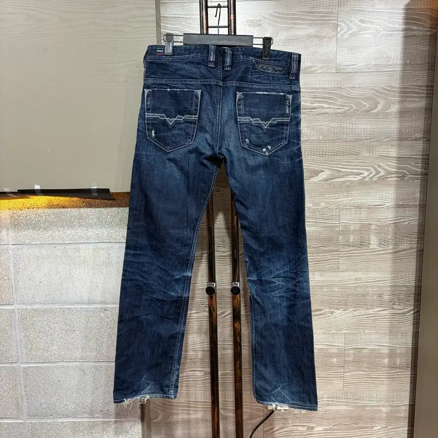 [SOLD OUT] 디젤 사파도 SAFADO 데님팬츠 30(nc54 청바지