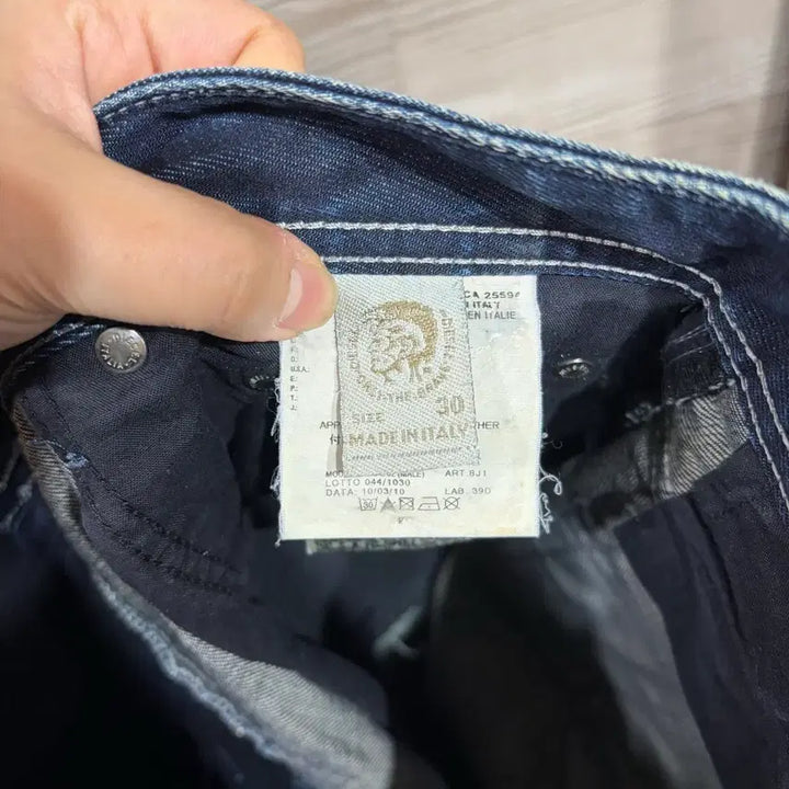 [SOLD OUT] 디젤 사파도 SAFADO 데님팬츠 30(nc54 청바지