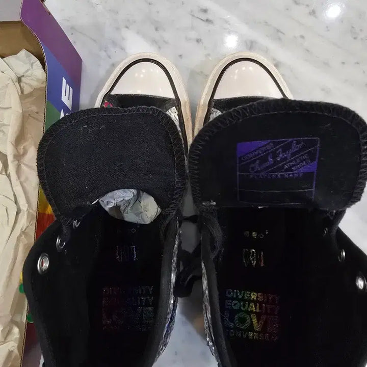 [BUNJANG] Converse Chuck 70 High Sequin Rainbow Sneakers / 컨버스 척70 하이 스팽글 레인보우 240