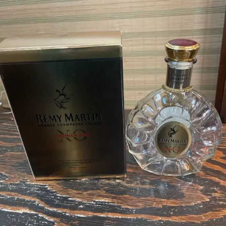 [BUNJANG] Remy Martin XO Premier Cru Empty Bottle with Case / 레미마틴xo 프리미어크루 공병 케이스