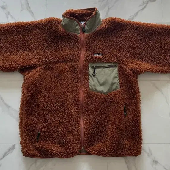 [BUNJANG] Patagonia Deep Pile Red Brown M / 파타고니아 딥파일 레드브라운 M
