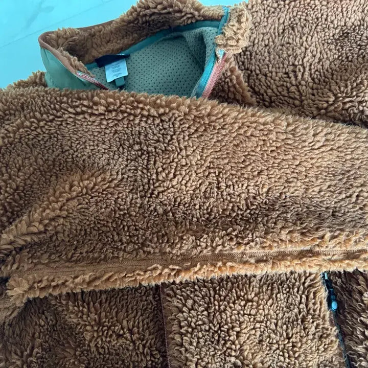 [BUNJANG] Patagonia Deep Pile Red Brown M / 파타고니아 딥파일 레드브라운 M