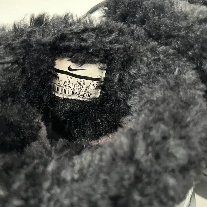 [BUNJANG] Nike Fur Boots / [245] 나이키 퍼 부츠