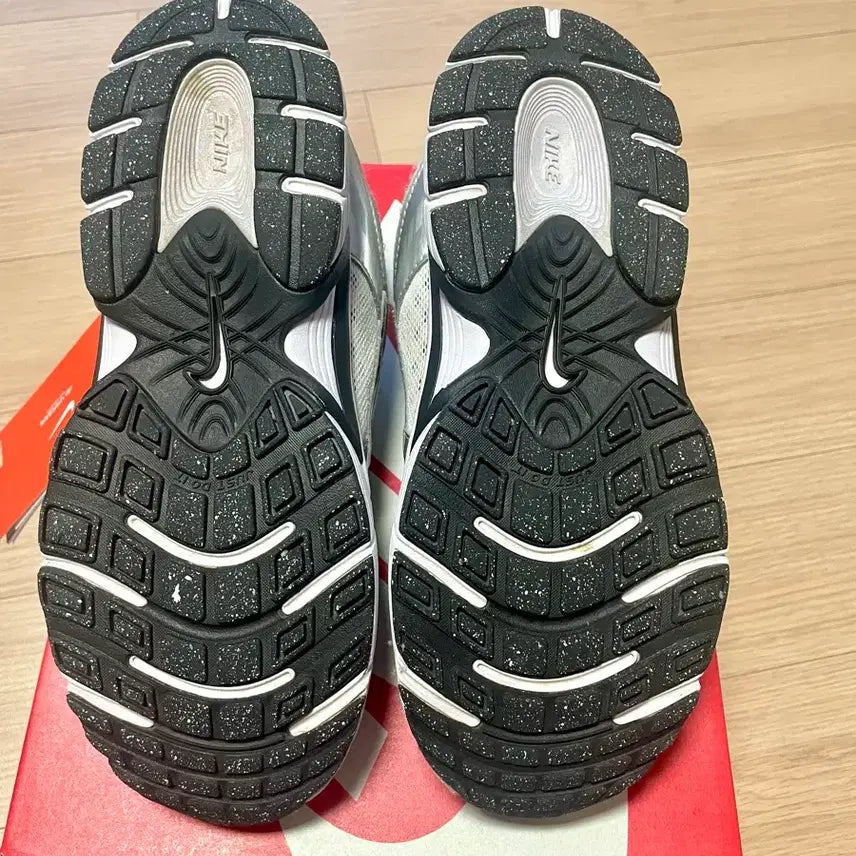 [BUNJANG] Nike V5 RNR Kids Sneakers 220mm Full Package / 나이키 V5 RNR 키즈 운동화 220mm 풀박스