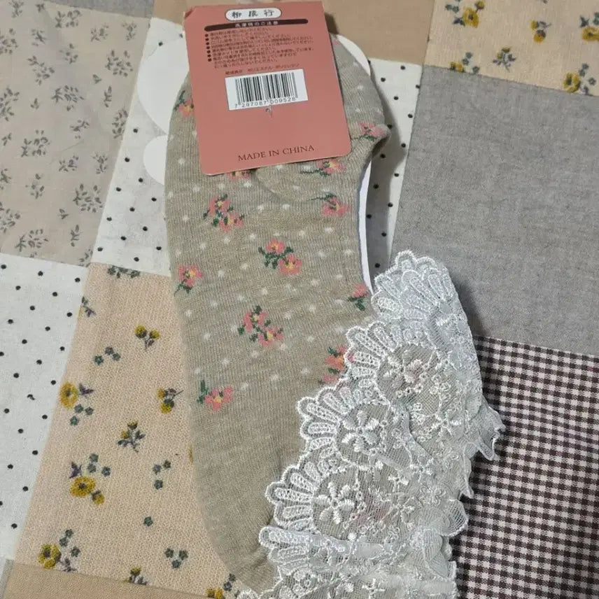 [BUNJANG] Lace Floral Socks / 새제품 레이스 양말
