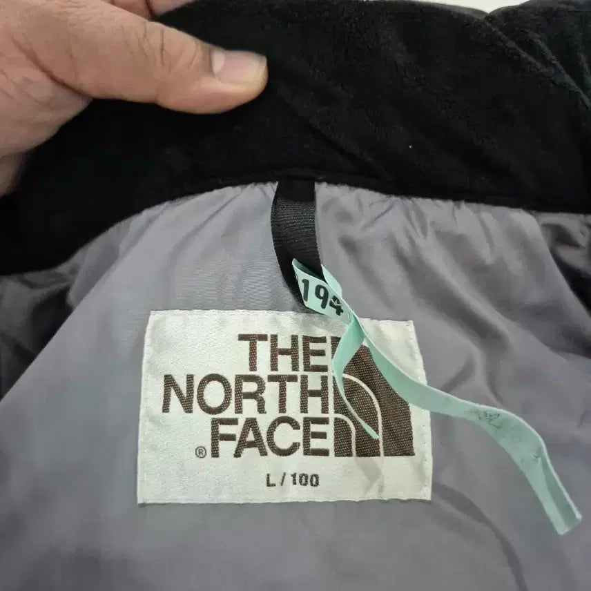 [BUNJANG] The North Face Nuptse Gray Black Padded Jacket L / 노스페이스 눕시 그레이 블랙 패딩 L/100