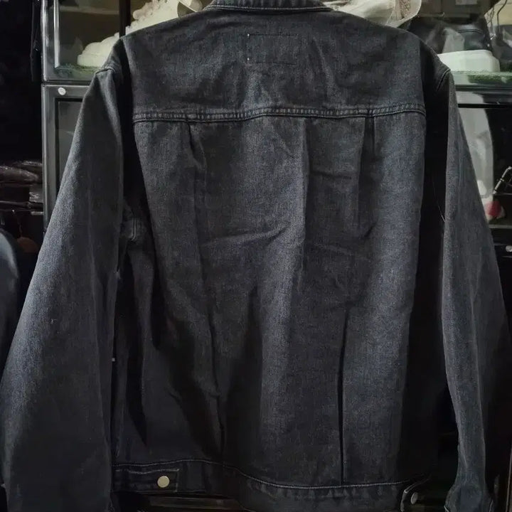 [BUNJANG] DecoroSo Dart Washed Denim Trucker Jacket / (새상품) 25FW 데꼬로소 다트 워싱 데님 트러커 자켓 흑청