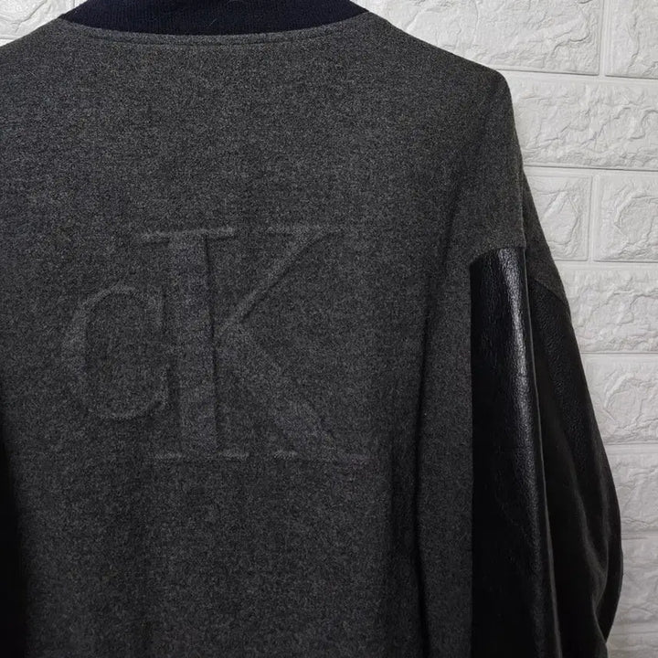 [BUNJANG] Calvin Klein Leather Varsity Jacket / CK캘빈클라인 소가죽 바시티자켓 판매합니다