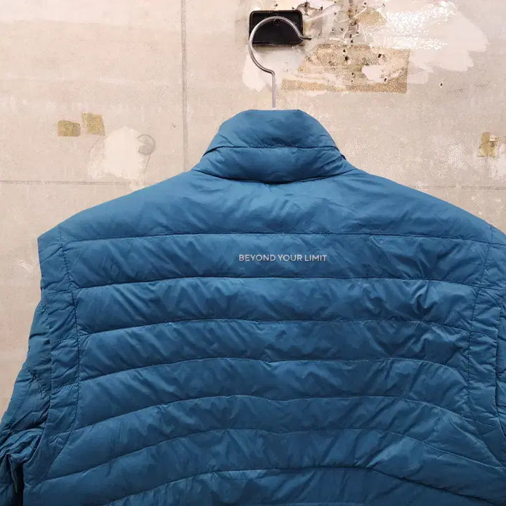 [BUNJANG] Nepa Goose Down Padded Jacket (Size 100) / 네파 정품 남성 구스다운 경량 패딩/100size/상태우수