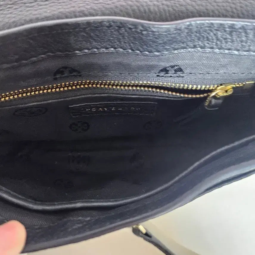 [SOLD OUT] 새상품))토리버치 체인 크로스백!!!!