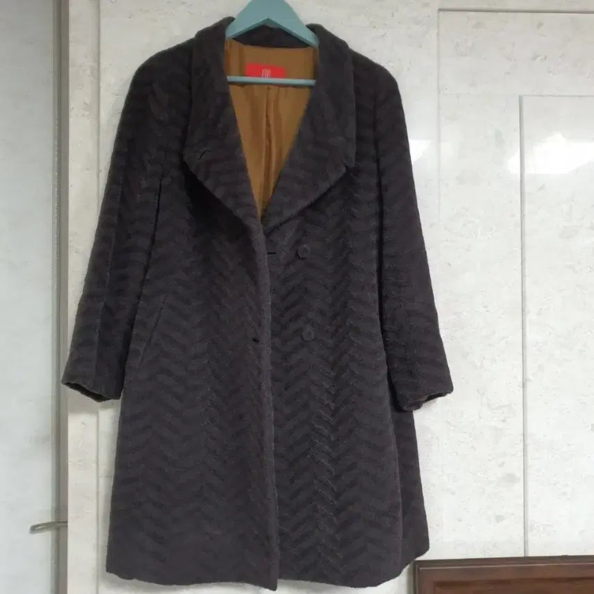 [BUNJANG] Kuho Lama Blend Herringbone Coat / 구호 라마혼방 코트