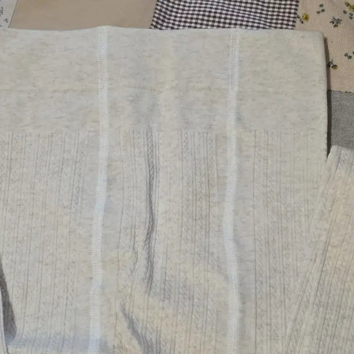 [BUNJANG] Oatmeal Natural Leggings / 새제품 오트밀 내추럴 레깅스