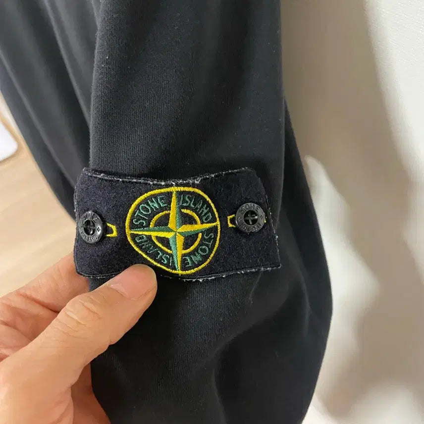 [BUNJANG] Stone Island Black Sweatshirt L / 스톤아일랜드 블랙 맨투맨 L