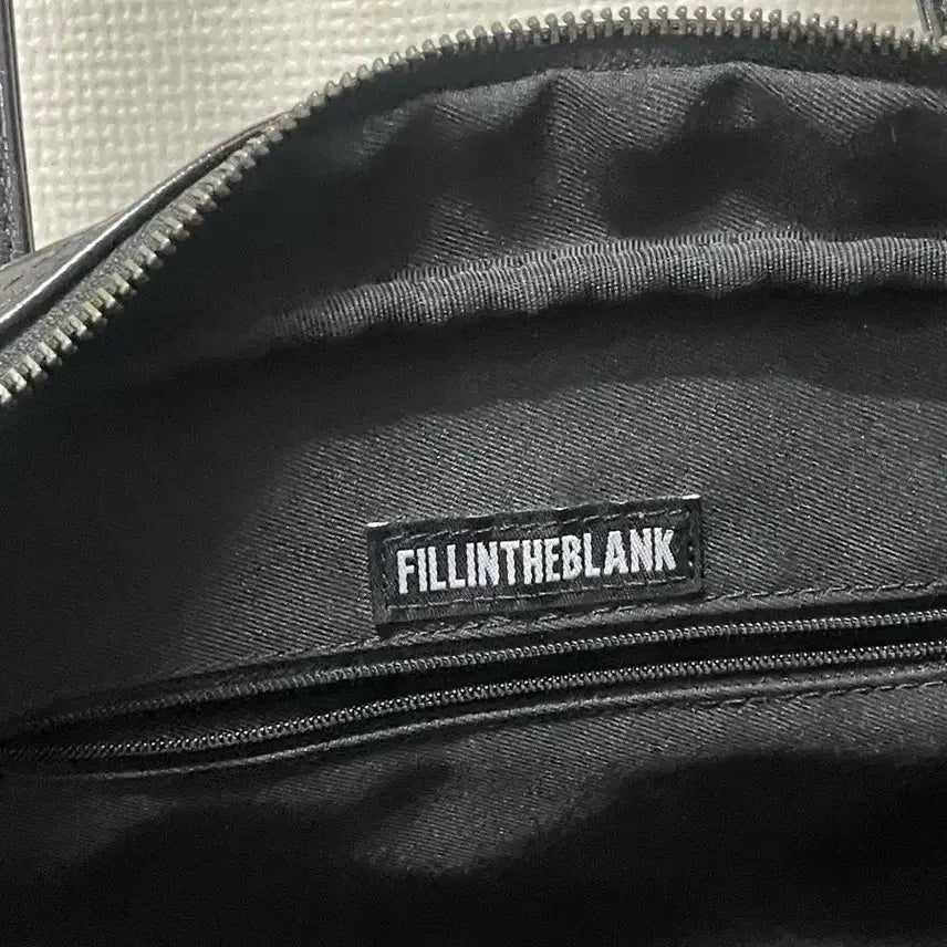 [BUNJANG] Fillintheblank Shoulder Bag (Black) / 필인더블랭크 가방 (블랙/상태 좋음)