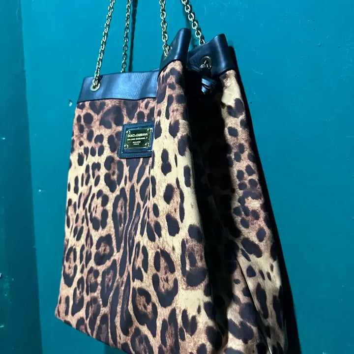 [BUNJANG] Dolce & Gabbana Leopard Print Chain Shoulder Bag / 돌체앤가바나 레오파드 체인 숄더백