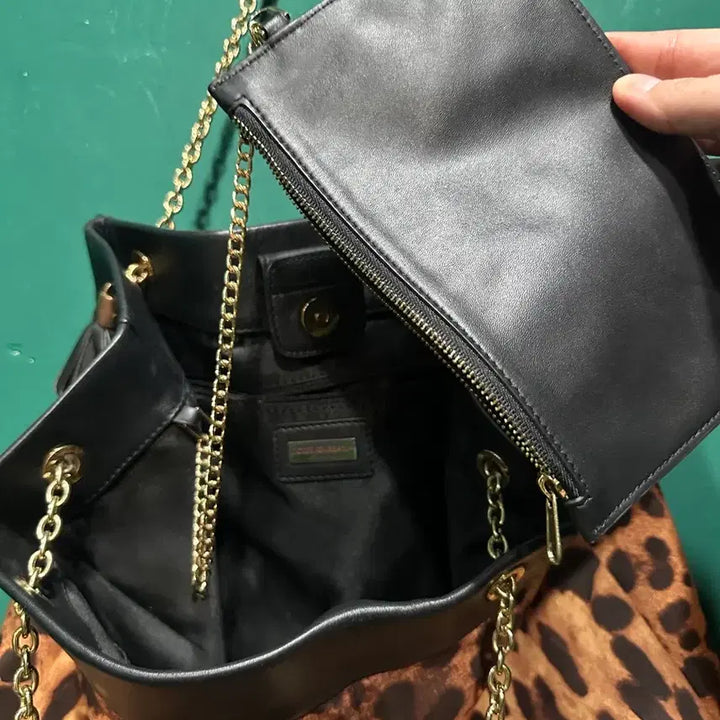 [BUNJANG] Dolce & Gabbana Leopard Print Chain Shoulder Bag / 돌체앤가바나 레오파드 체인 숄더백