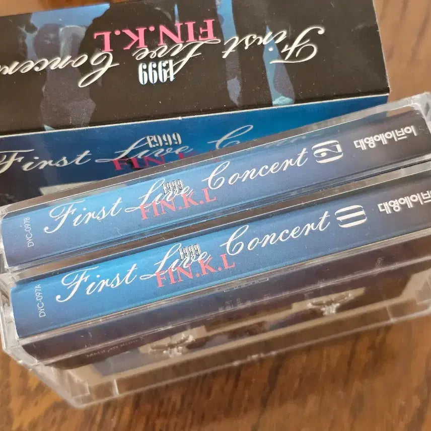 [BUNJANG] Fin.K.L 1999 Concert Live Cassette Tape / 핑클 1999년 콘서트 라이브 실황 카세트테이프 판매합니다.